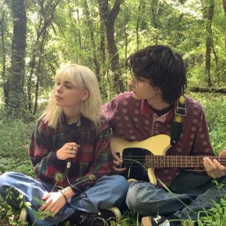 Логотип телеграм канала @softhugzzz — лавандовый сон знакомства 🌟