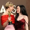 Логотип телеграм канала @somefilmstuff — немножечко фильмов