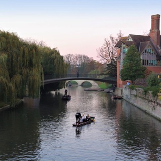 Логотип телеграм канала @sonyaaboutcam — over the river cam