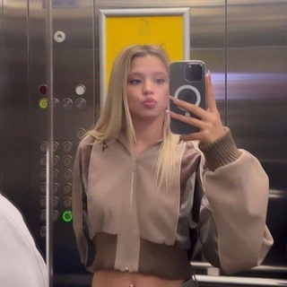 Логотип телеграм канала @sowmek — ориги/хелп валя и юля❕