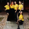 Логотип телеграм канала @speaking_yellow_girls — Жёлтые круги под глазами🤣