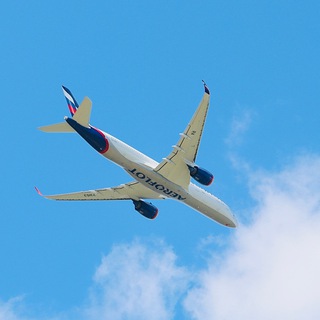 Логотип телеграм канала @spottimes — SPOTTING TIME✈️📷