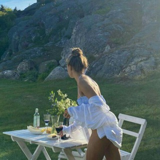 Логотип телеграм канала @srorischanel — aesthetic diary 🦋🍃