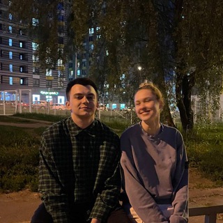 Логотип телеграм канала @sshadsha — история первой любви