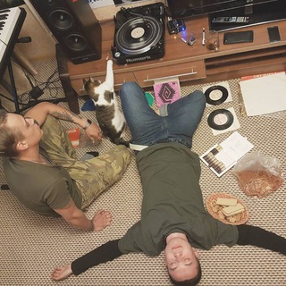 Логотип телеграм канала @stay_jazzy — STAY JAZZY!