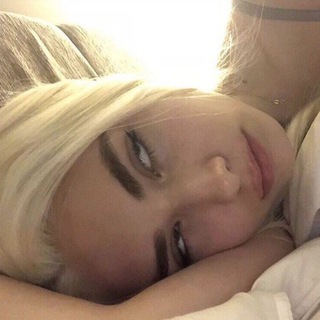 Логотип телеграм канала @steklyannayaboginya — стеклянная богиня