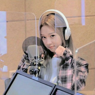 Логотип телеграм -каналу stikerwinteraespa — Sticker/Stiker winter aespa