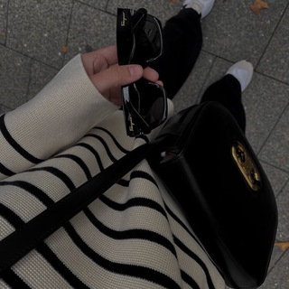 Логотип телеграм канала @stories_mimi — 𝓐𝓶𝓪𝓷𝓪𝓽 🕊