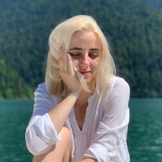 Логотип телеграм канала @storyfromtori — Тори Солнцева