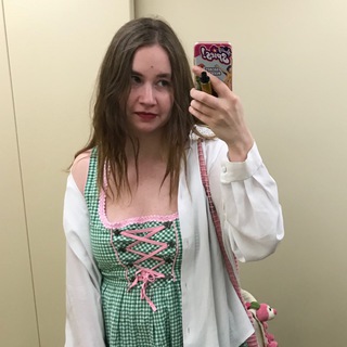 Логотип телеграм канала @stupidalicee — ГЛУПАЯ АЛИСА