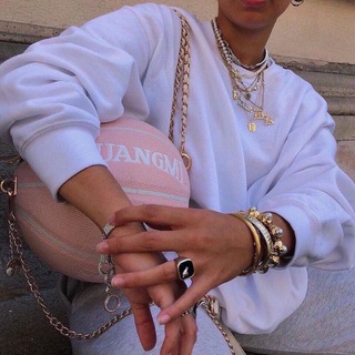Логотип телеграм канала @suchfeeling1 — 𝚂𝚞𝚌𝚑 𝚏𝚎𝚎𝚕𝚒𝚗𝚐