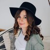 Логотип телеграм канала @sunnyhomemari — Дело в шляпе | Хоумстейджинг и редизайн | Мария Симонова