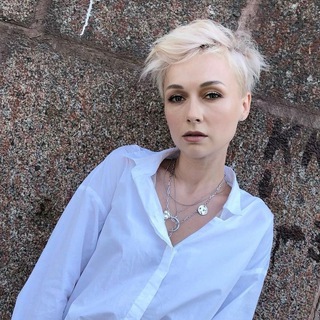 Логотип телеграм канала @sunriserabbit — Аня Беляева