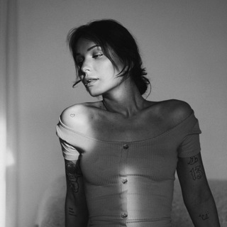 Логотип телеграм канала @svetaroytburd — SVETA ROYTBURD