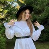 Логотип телеграм канала @swan_book — клоунесса