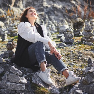 Логотип телеграм канала @t2you_life — Дарья Борисова travel2you.ru ⚡️Путешествия ⚡️Lifestyle⚡️Инвестиции