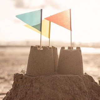 Логотип телеграм канала @textortexel — Комендант кинокрепости