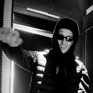 Логотип телеграм канала @theolezha — Олежа вещает🤗