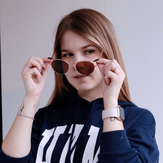 Логотип телеграм канала @thismezovee — Настя mezovee