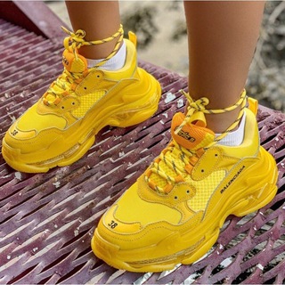 Логотип телеграм канала @top_kross — 🔝👟ТОП КРОСЫ ТУТ👇👇👇 КРОССОВКИ 🔥🔥🔥