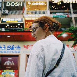 Логотип телеграм канала @tovar_ishii — Товар’ищи | про бизнес с Китаем