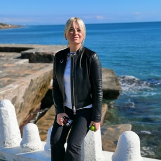 Логотип телеграм канала @travelalena — TRAVEL Алёна STAR 🌍