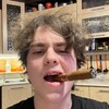 Логотип телеграм канала @trubarzhavaya — труба ржавая
