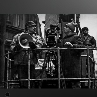 Логотип телеграм канала @truevsfalseee — Редкие материалы