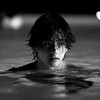 Логотип телеграм канала @tryisok — золотой цветок.