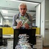 Логотип телеграм канала @tsunamicasino — бурмалда с цунами