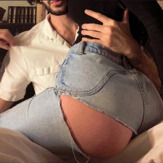 Логотип телеграм канала @tttakeme — take me.