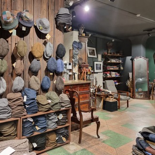 Логотип телеграм канала @tweedhat — Tweed Hat ️