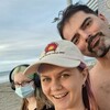 Логотип телеграм канала @uehatnelzyaostatsya — уехать нельзя остаться