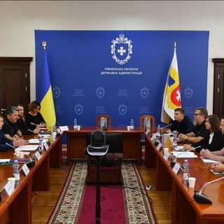 Логотип телеграм -каналу ukraineenovini — Ukraine news