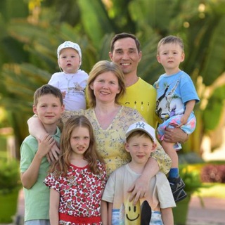 Логотип телеграм канала @universal_family — Дети и Родители