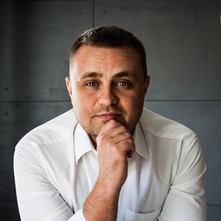 Логотип телеграм канала @ushakov_club — ИнвестКлуб Николая Ушакова