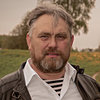 Логотип телеграм канала @v_kulanov — Выход из матрицы - В. Куланов