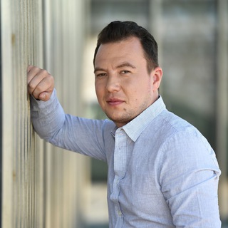 Логотип телеграм канала @valentino_live — Valentino_live