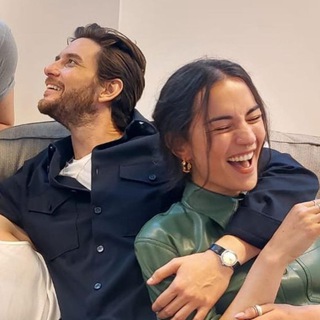 Логотип телеграм канала @vamqxx — 𝙫𝙖𝙢𝙥𝙭𝙭 𝙨𝙘𝙚𝙣𝙚𝙨