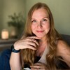 Логотип телеграм канала @varvarapsychology — Варя Месяц | психология без перегруза