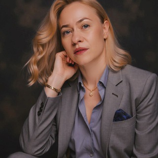 Логотип телеграм канала @vedova_cattani — Итальянский для тебя