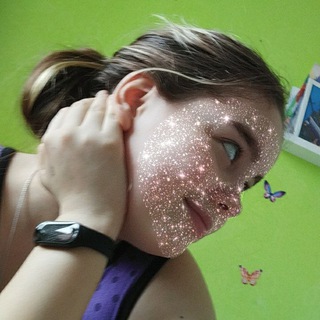 Логотип телеграм канала @verllrev — fruit❤️‍🩹💸