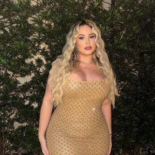 Логотип телеграм канала @video18_sexy — 🥥MILFS | Сочные Милфы