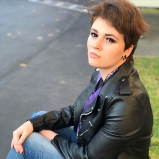 Логотип телеграм канала @vika_portland_film2 — Портленд вещает