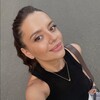 Логотип телеграм канала @viktoriarys — Девушка в зеленом шарфе