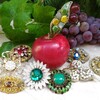 Логотип телеграм канала @vintage_brooches — Винтажные украшения Броши винтаж и Aurora Fokina brand 🤩✨