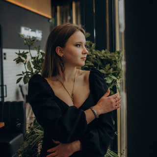 Логотип телеграм канала @viola_probiznes — Viola | Знания и деньги