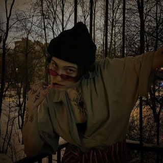 Логотип телеграм канала @violett_hills23 — Виолетта Малышенко(ПАЦАНКИ7) violett.hills