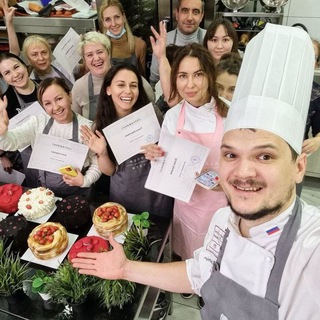 Логотип телеграм канала @vipmasterskrasnodar — "Vip-masters" Кулинарная Школа Александра Кислицына