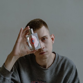 Логотип телеграм канала @vova_filsdejoie — вова сын радости